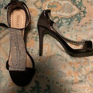 Black Tevolio Heels 6.5US